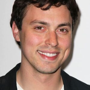 تصویر هنرمند John Francis Daley