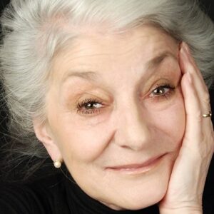 تصویر هنرمند Jane Lapotaire