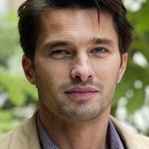 تصویر هنرمند Olivier Martinez