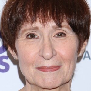 تصویر هنرمند Glynis Bell