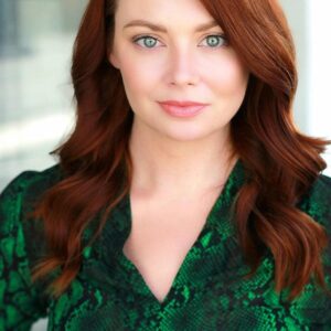 تصویر هنرمند Hailey Giles