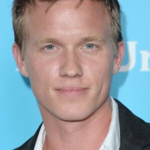 تصویر هنرمند Warren Kole