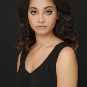 تصویر هنرمند Simge Uluer