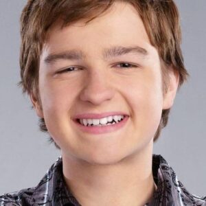 تصویر هنرمند Angus T. Jones
