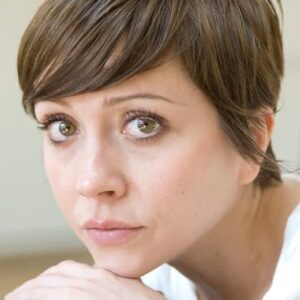 تصویر هنرمند Laura Pyper