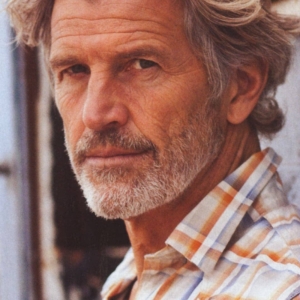 تصویر هنرمند Matt Norklun