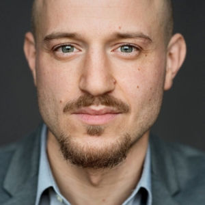 تصویر هنرمند Anton Koval