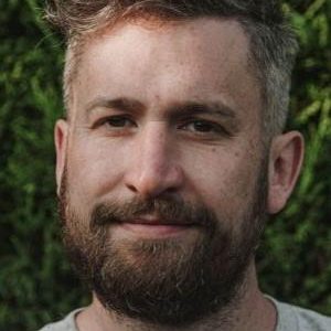 تصویر هنرمند Oli Julian