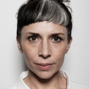 تصویر هنرمند Caroline Gay