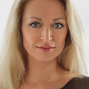 تصویر هنرمند Elia Nichols