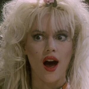 تصویر هنرمند Phoebe Legere