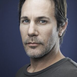 تصویر هنرمند Darron Meyer