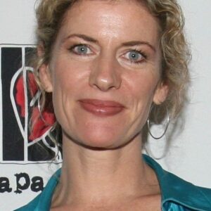 تصویر هنرمند Lisa Owen