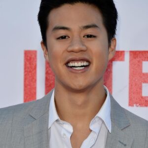 تصویر هنرمند Tobit Raphael