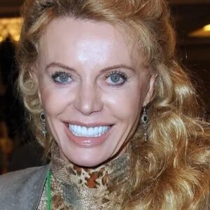 تصویر هنرمند Kristina Wayborn