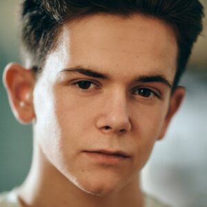 تصویر هنرمند Oaklee Pendergast