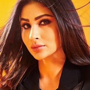 تصویر هنرمند Mouni Roy