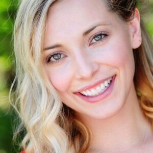 تصویر هنرمند Kaye Brownlee-France