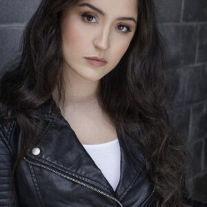 تصویر هنرمند Kaitlyn Boyé