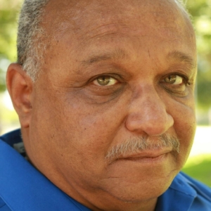 تصویر هنرمند Bruce Cole-Edwards