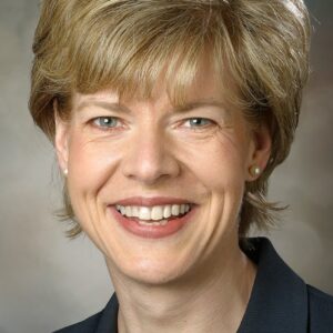 تصویر هنرمند Tammy Baldwin