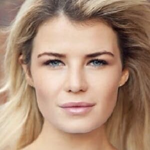 تصویر هنرمند Sophie Vavasseur