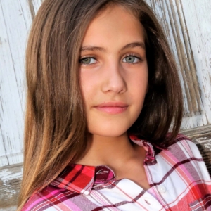 تصویر هنرمند Sloane Coombs