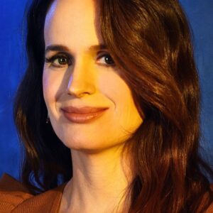 تصویر هنرمند Elizabeth Reaser