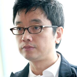 تصویر هنرمند E J-yong