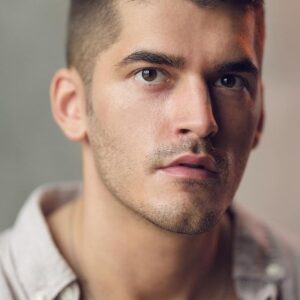 تصویر هنرمند Ellis Eyres