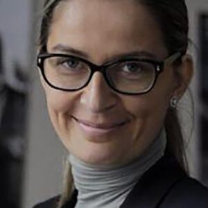 تصویر هنرمند Emma Lustres