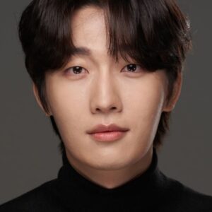 تصویر هنرمند Yoon Jun-won