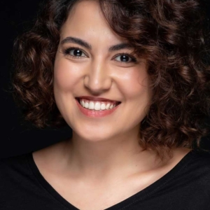 تصویر هنرمند Cemile Canyurt