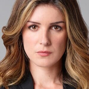 تصویر هنرمند Shenae Grimes-Beech