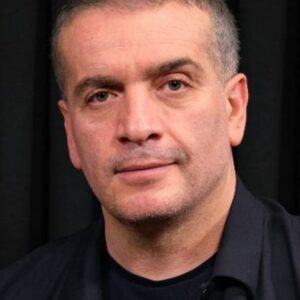 تصویر هنرمند Murat Cemcir