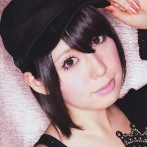 تصویر هنرمند Uki Satake