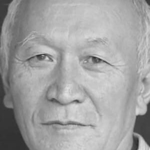 تصویر هنرمند Asanbek Umuraliev