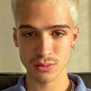 تصویر هنرمند João Guilherme Ávila