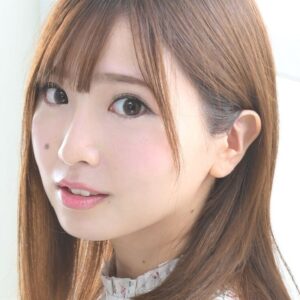 تصویر هنرمند Ayumi Mano