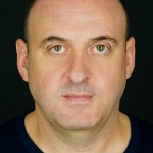 تصویر هنرمند Mariano Llorente