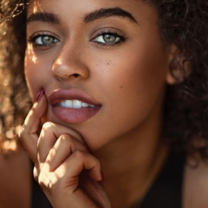 تصویر هنرمند Tia Valentine