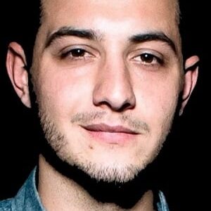 تصویر هنرمند Ilya Dzhincharadze