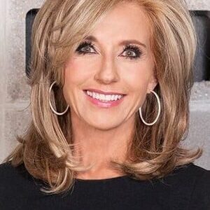 تصویر هنرمند Beth Moore