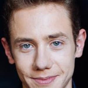 تصویر هنرمند Mikhail Stenin