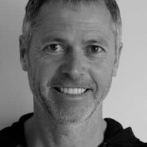 تصویر هنرمند Tony Lynch