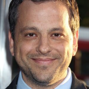 تصویر هنرمند Aaron Guzikowski