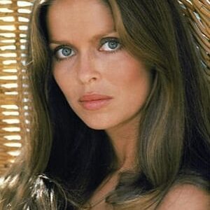 تصویر هنرمند Barbara Bach