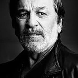 تصویر هنرمند Dragoslav 'Dragan' Nikolić