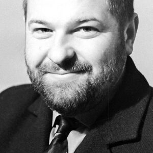 تصویر هنرمند Yulian Semyonov