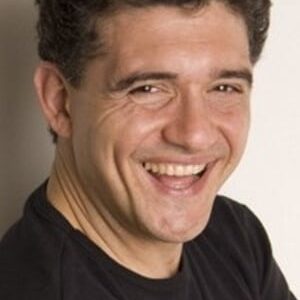 تصویر هنرمند Luciano Cazaux